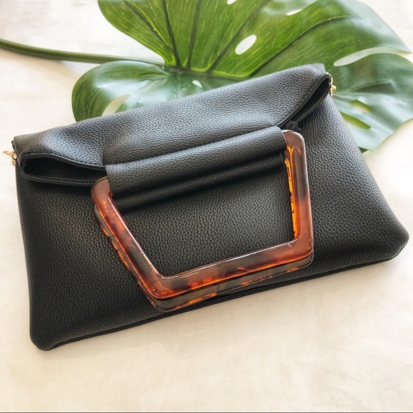 Moda Luxe Handbags - Moda Luxe Black Vegan Leather Clutch Purse